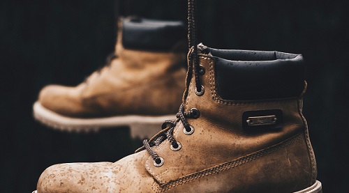 Chaussure_Maxim-Hopman_Unsplash.jpg