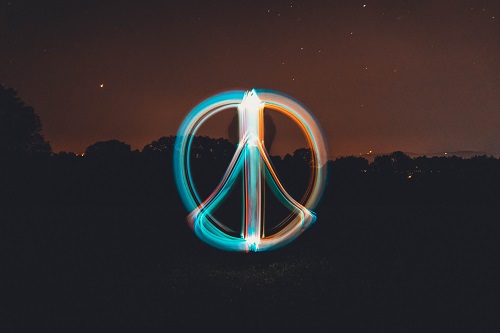 Paix_Christian-Wiediger_Unsplash.jpg