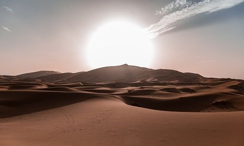 desert_Nicolas-Jehly-Unsplash.jpg