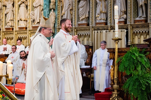 Père Joshua Grandmaison Compagnons de la Croix  à Ottawa 4 juin 2022