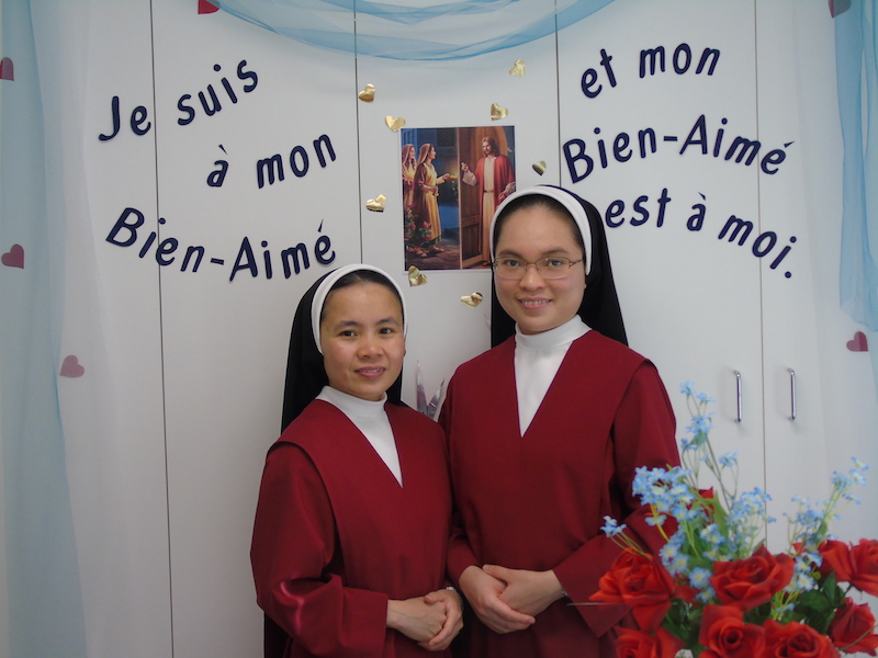   Soeur Marie Paul de Jésus Soeur Marie Agnès du Bon Pasteur  Premiers voeux Moniales Rédemptoristines 30 octobre 2021