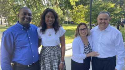 deux nouveaux candidats au diaconat permanent Diocèse de Saint-Hyacinthe M. Simon-Pierre Nyamsi et son épouse Emma et M. Jaime Ladron et son épouse Adriana